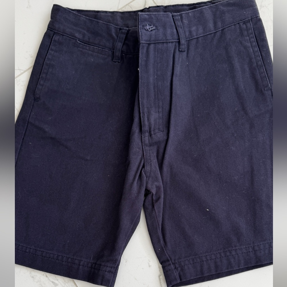 GOCCO Boys Chino Shorts. Size 7-8